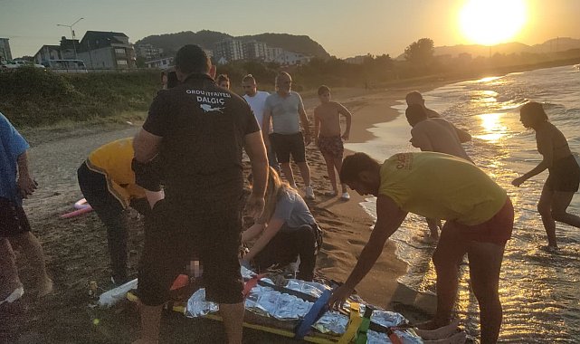 Fatsa'da 4 çocuk denizde boğulma tehlikesi geçirdi