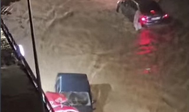 Fatsa'da sağanak: Yollar göle döndü