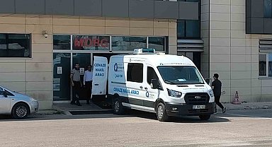 Feci kazada hayatını kaybeden çiftin cenazeleri yakınları tarafından teslim alındı