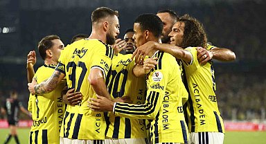 Fenerbahçe, ligdeki ilk galibiyetini aldı