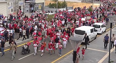 Gaziantep'te 30 Ağustos zafer yürüyüşü ve basket takımı lansmanı yapıldı