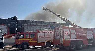 Gaziantep'te fabrika yangını söndürüldü