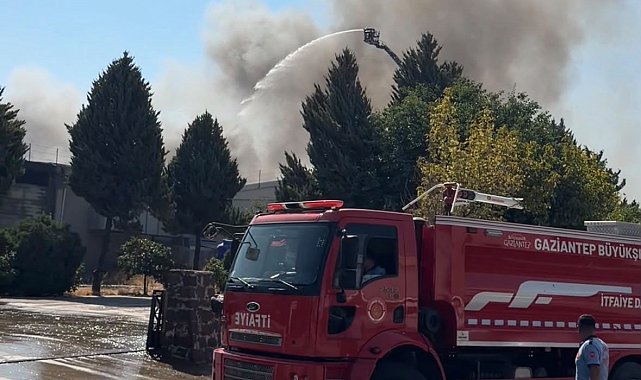 Gaziantep'teki fabrika yangını söndürüldü