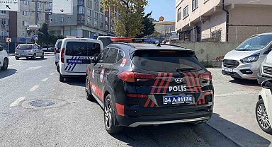 Gaziosmanpaşa'da yük asansörü 4. kattan düştü: 1 ağır yaralı