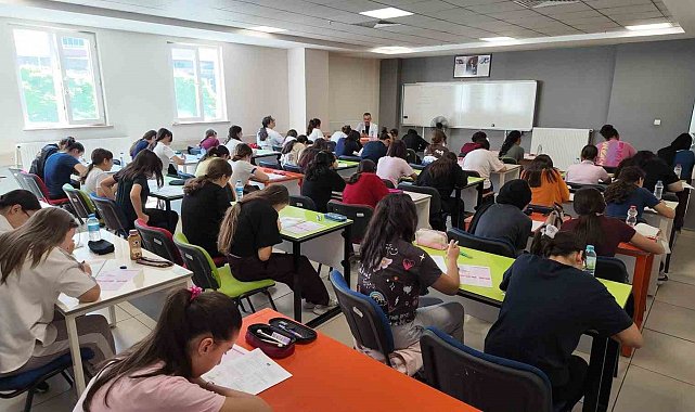 Genç KAYMEK'in LGS Deneme Sınavı'na yoğun ilgi