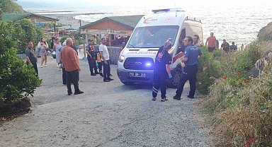 Giresun'da denize giren 4 arkadaştan 1'i hayatını kaybetti