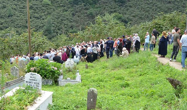 Giresun'da sele kapılarak hayatını kaybeden Mehmet Akkaya toprağa verildi