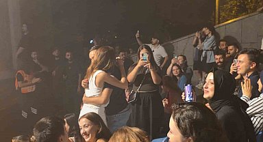 Gökhan Türkmen konserinde 9 evlilik teklifi