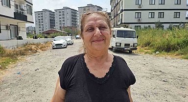 Gökyüzünü kaplayan yüzlerce leyleğin göç yolculuğu