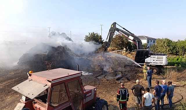 Gönen'de korkutan yangın: 90 ton saman kül oldu