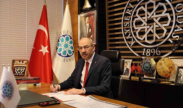 Gülsoy: "30 Ağustos, Türk milletinin eğilmez başının, bükülmez bileğinin simgesidir"