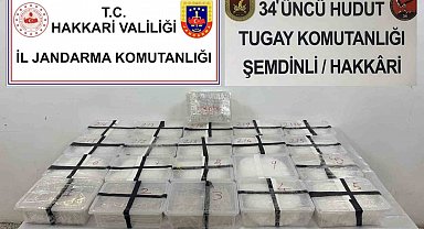 Hakkari'de 2 çuval uyuşturucu ele geçirildi