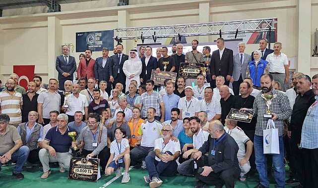 Hasköy'de Uluslararası Dama Turnuvası tamamlandı: 185 bin TL'lik ödüller sahiplerini buldu