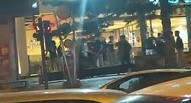 İki grup arası kavga kamerada