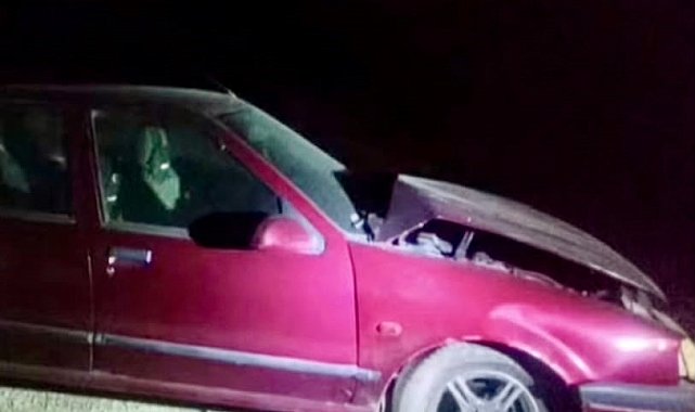 İki otomobil çarpıştı: Sürücüler burnu bile kanamadan kurtuldu