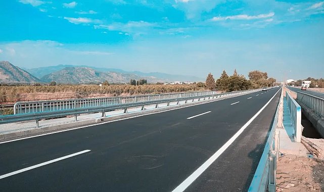 İncirliova'da ulaşımı kolaylaştıracak köprü hizmete açıldı