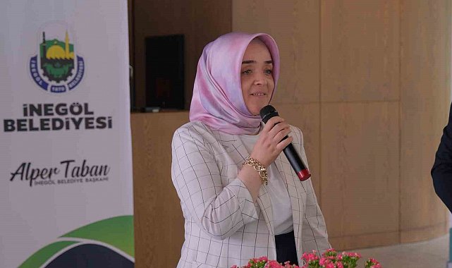 İnegöl Belediyesi'nden "Atıktan saksıya, saksıdan yaşama" etkinliği
