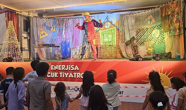 İskenderun'da "Enerjimi Koruyorum" çocuk tiyatrosu perdelerini açtı