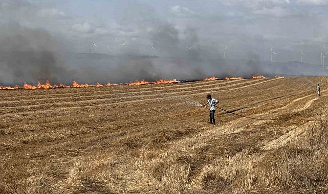 İstanbul Valiliği, Silivri'de yangının kontrol altına alındığını açıkladı