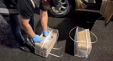 İstanbul'da silah sevkiyatına operasyon: 120 tabanca ele geçirildi
