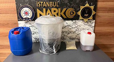 İstanbul'da uyuşturucu operasyonu: 3 gözaltı, yüklü miktarda uyuşturucu ele geçirildi