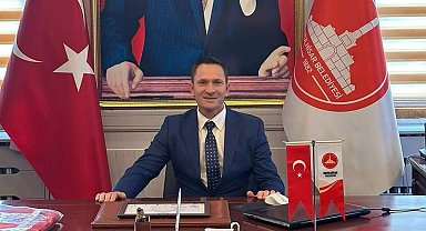 İYİ Partili Koyulhisar Belediye Başkanı partisinden istifa etti
