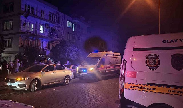 İzmir'de çatıdan düşen emekli öğretmen öldü