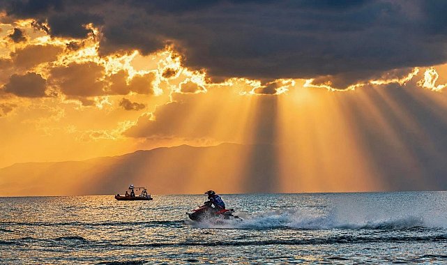 İznik Gölü'nde adrenalin zirve yaptı