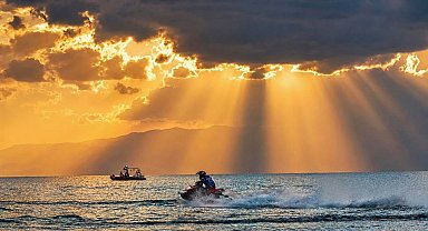 İznik Gölü'nde adrenalin zirve yaptı