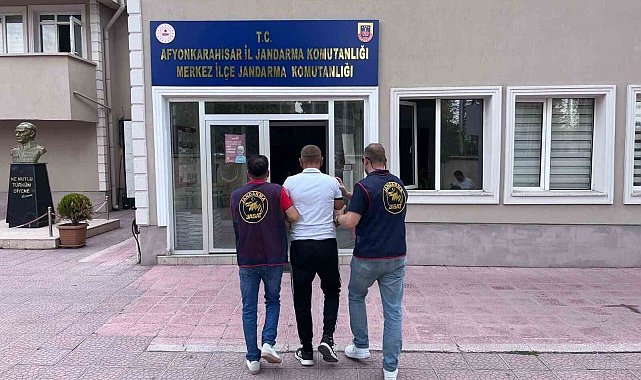 Jandarma 20 yıl hapis cezasıyla aranan şahsı yakaladı