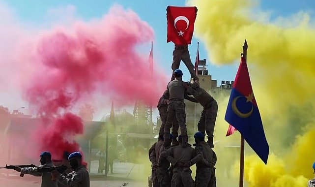 Jandarmadan 30 Ağustos'a özel gösteri