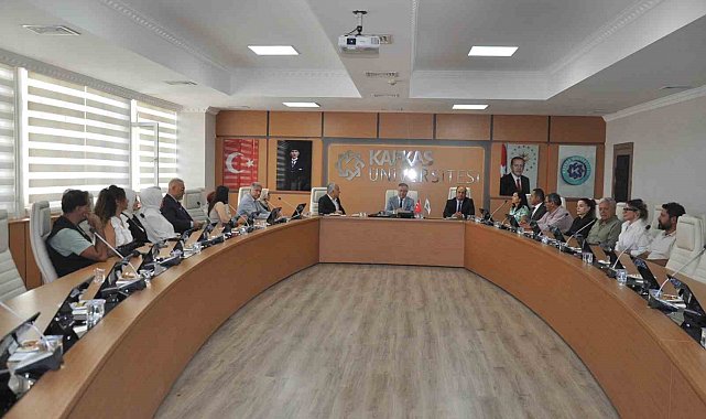Kafkas Üniversitesi ile Türkiye Beyazay Derneği arasında "Engelsiz Üniversite" iş birliği