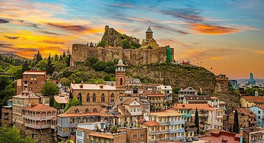 Kafkasya’nın Renkli Başkenti Tiflis’te Keşfedilecek Bir Şehir
