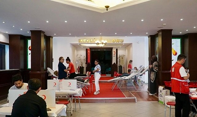 Kağıthane'de kan bağışı kampanyası başladı: "İyilik aşkına, kan bağışına"