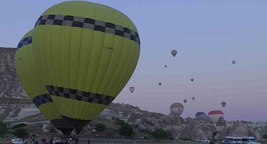 Kapadokya'da balonlar 3 gündür gökyüzüne yükselemiyor