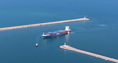 Karadeniz'de gemiler hedefte: "Tahıl Koridoru benzeri bir anlaşma" önerisi