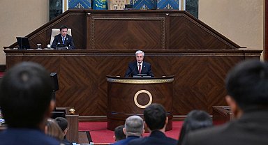 Kazakistan'da Cumhurbaşkanı yardımcısı ve başbakan atandı