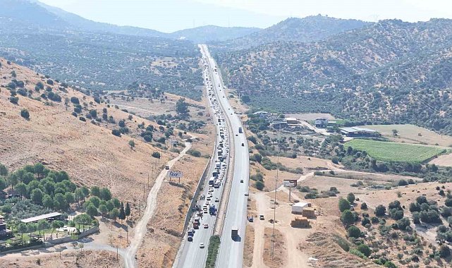 Kazalar sonrası Aydın Muğla karayolu kilitlendi: "Araç kuyruğu 5 kilometreye ulaştı"