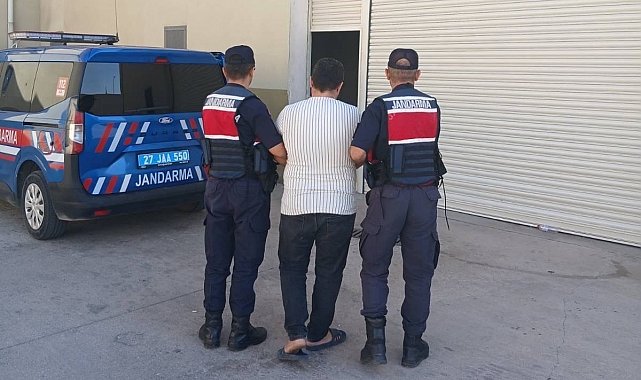 Kesinleşmiş 10 yıl cezayla aranan 2 şüpheli yakalandı