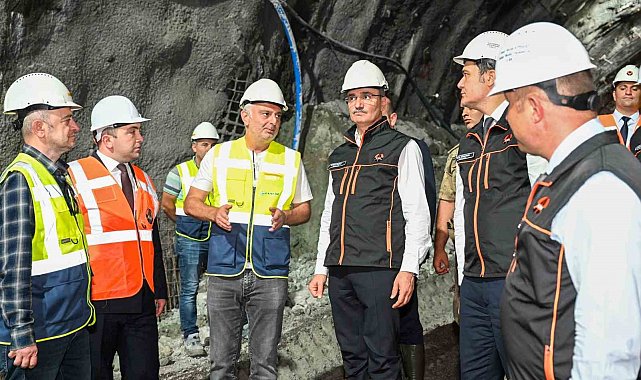 Kırık Tüneli kazı ve destek çalışmaları yüzde 90, nihai beton çalışmaları ise yüzde 78 oranında tamamlandı