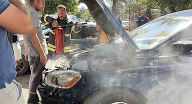 Kırklareli'nde otomobilden yükselen dumanlar paniğe sebep oldu