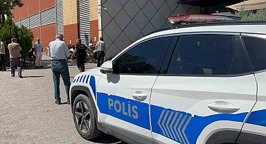 Konya'da alışveriş merkezinde bıçaklı kavga: 1 ölü