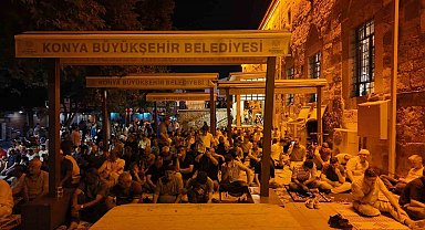 Konya'da Mevlid Kandili coşkusu