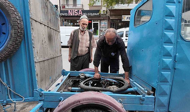 Konya'da üç tekerlekli motosikletler ustaların ellerinde yaşıyor
