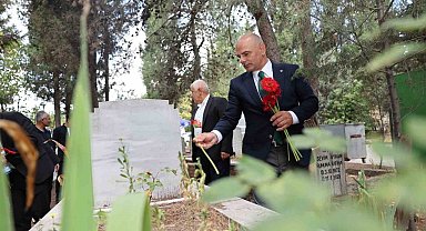 Körfez'de depremde hayatını kaybedenler dualarla anıldı