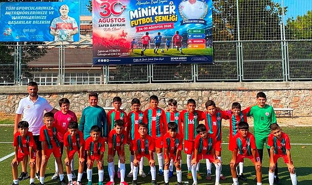 Körfez'de vefat eden saha komiseri Sayarı anısına minikler futbol şenliği