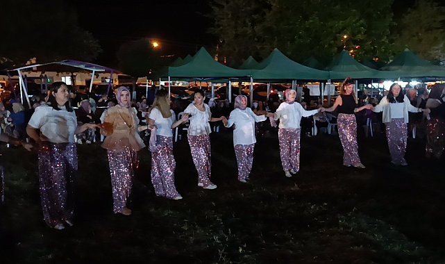 Köylü kadınlardan unutulmaz şalvar gecesi