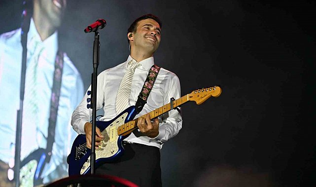 Kültür Yolu Festivali'nde Mert Demir konseri