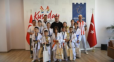 Kuşadalı genç karateciler Bursa'dan madalyalarla döndü