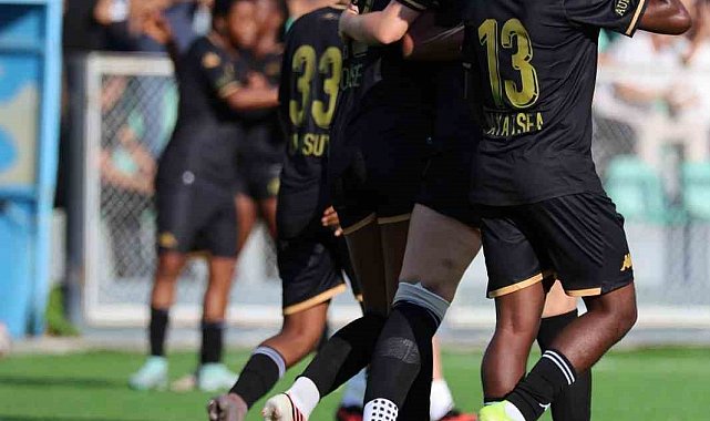 Laurıe Ann Moıse sezona hat-trick yaparak başladı